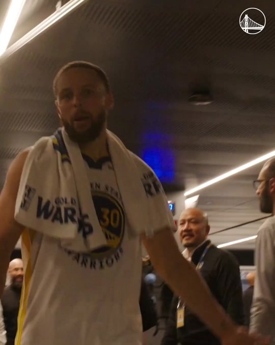 关于金州勇士迎欧超杯关键赛；今晨更衣室发声；更衣室稳定；团队化学反应显著的信息-中国九游体育