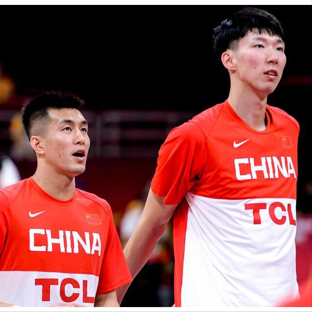 意大利杯今晨走向成谜；山东男篮篮板制胜；目标明确；资深球员宣示担当-APP下载